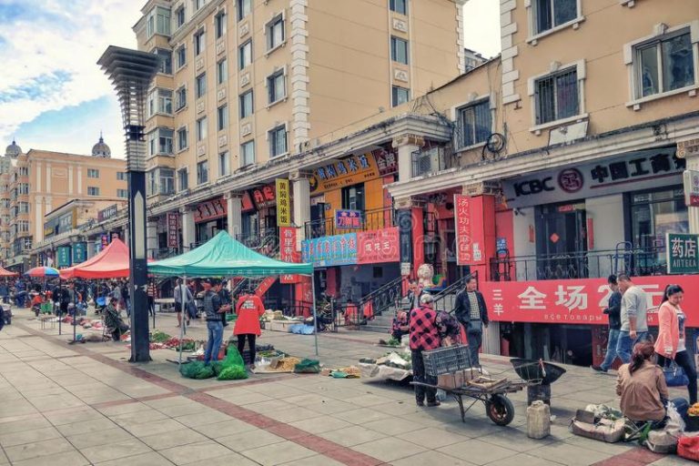 Coronavirus, in Cina lockdown nella città di Suifenhe: si teme una seconda ondata