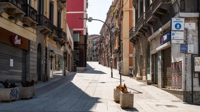 Coronavirus, in Sardegna librerie e negozi per bambini aperti dopo il 26 aprile