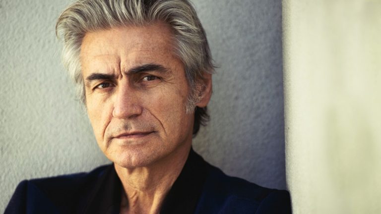 Musica, il concerto per i trent’anni di carriera di Ligabue (previsto per il 12 settembre) è stato spostato al giugno del 2021