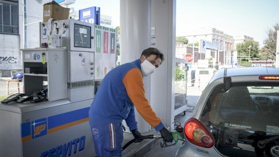 Benzinai: al via da stasera alle 22 lo sciopero sino al 14 maggio