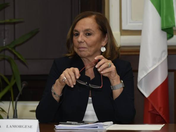 Fase 2, l’avvertimento della ministra Lamorgese: “Dobbiamo evitare assolutamente il rischio che il senso di responsabilità dimostrato finora di trasformi in rabbia”