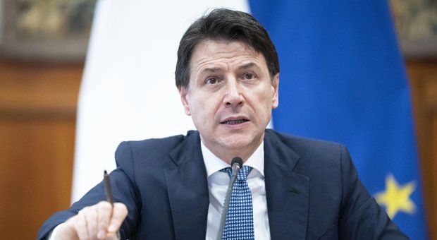 Fase 2, il premier Conte è impegnato nella sfida per la semplificazione della burocrazia