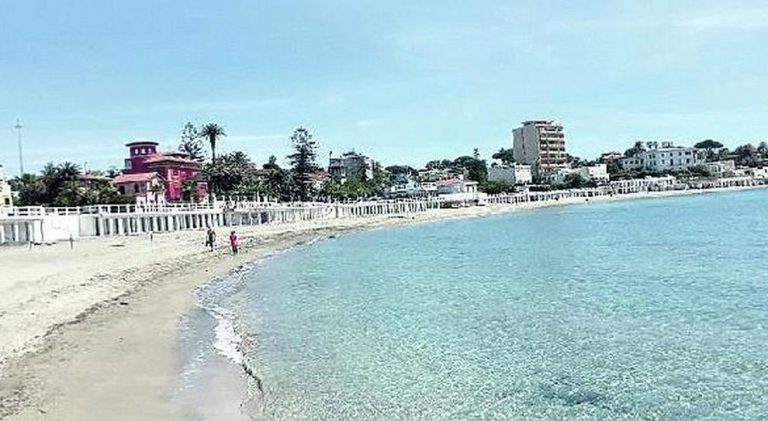 Il Paese che Vorrei: “Arenili liberi, da Regione una grande opportunità”