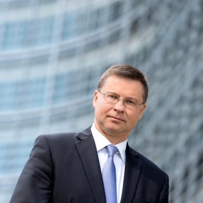 Valdis Dombrovskis: “La Commissione europea sta guardando alla possibilità di anticipare parte dei finanziamenti del Recovery Instrument già nel 2020”