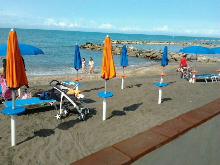 Fase 2, le linee guida Inail-Iss per ristoranti e stabilimenti balneari