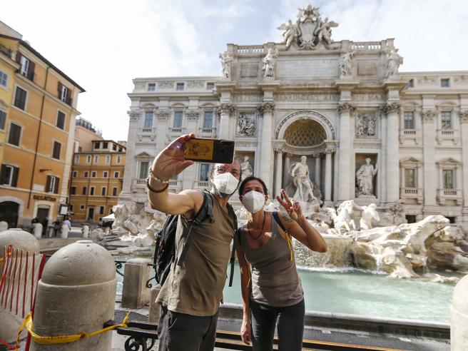 Coronavirus, a Roma solo tre nuovi contagi: è il dato più basso dall’inizio dell’emergenza