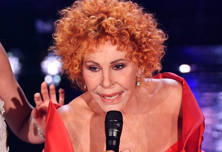 Liberazione di Silvia Romano, la cantante Ornella Vanoni chiede scusa: “Ho sbagliato. E lo dico senza problemi”.