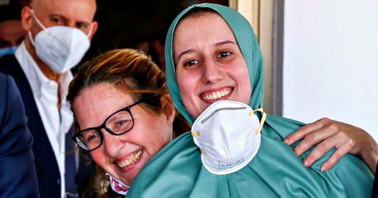 Silvia Romano su Facebook ha ringraziato i musulmani d’Italia per la solidarietà e l’affetto