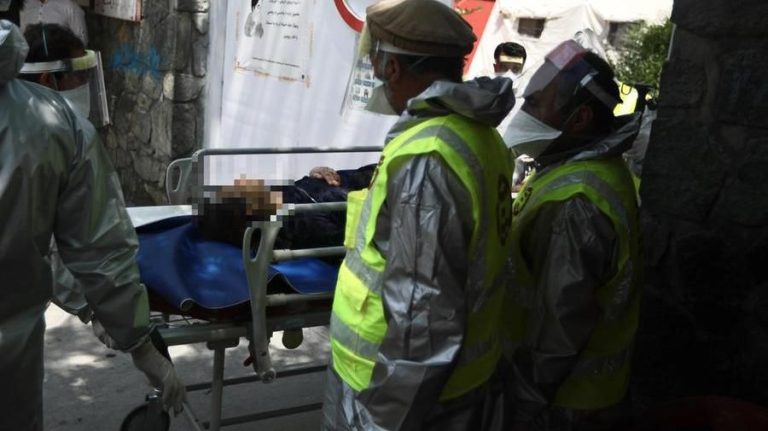 Afghanistan, è salito a 24 il numero delle vittime dell’attacco terroristico contro un ospedale di Kabul