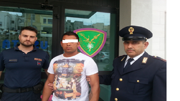Brindisi, contrabbando di sigarette: sei persone in manette
