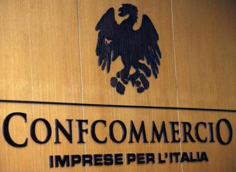 Confcommercio: tra aprile e maggio crollo del Pil del 24 per cento