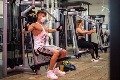 Fase 2, da oggi riaprono piscine e palestre