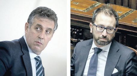 Giustizia, l’ira del ministro Bonafede: “Una volta per tutte, non vi fu alcuna interferenza, diretta o indiretta, nella nomina del capo dipartimento dell’amministrazione penitenziaria. Punto! Non sono disposto a tollerare più alcuna allusione”