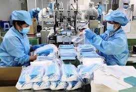 Emergenza coronavirus, Federfarma: “Accordo per la distribuzione settimanale di 10 milioni di mascherine”