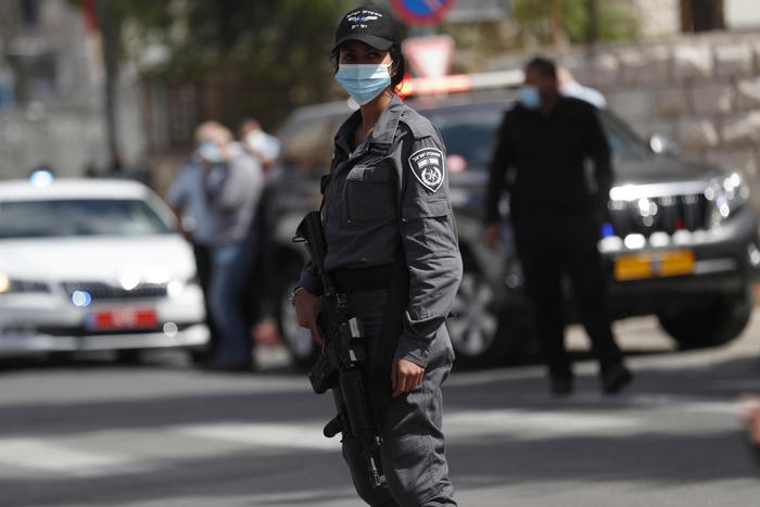 Gerusalemme: militari israeliani uccidono un palestinese di 32 anni