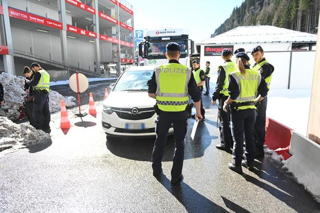 I turisti dalla Germania e dalla Svizzera potranno attraversare l’Austria per raggiungere l’Italia