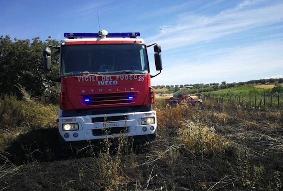 Doppio incendio di sterpaglie a Valcanneto e a Procoio di Ceri