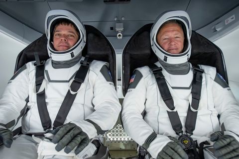Usa, un ritratto di Bob Behnken e Doug Hurley: i due astronauti della Crew Dragon di Space X