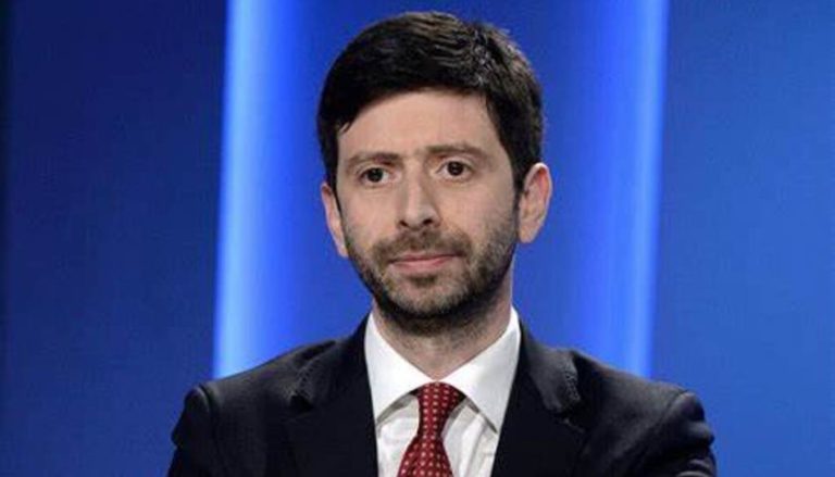 Fase 2, ok dal ministro Speranza: “Spostamenti tra le Regioni dal 3 giugno”