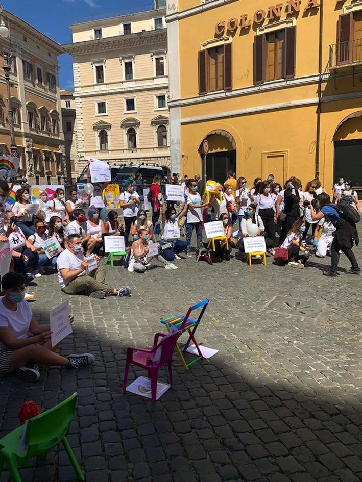 Operatori degli asili nido dimenticati dal Governo: a protestare a Montecitorio c’era anche Ladispoli