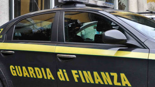 Roma, sgominata una finta associazione benefica con base a Velletri: tre persone denunciate