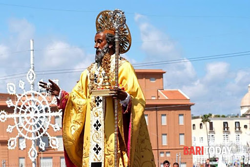 Coronavirus, a Bari cancellata la sagra di San Nicola: mille persone senza lavoro