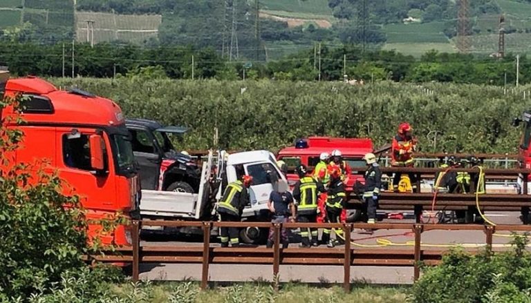 Tre gravi incidente stradali sull’A22 che collega il Brennero con Modena: due morti e un ferito