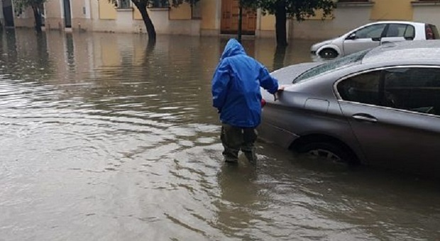 Maltempo: allagamenti e smottamenti nella provincia di Bologna