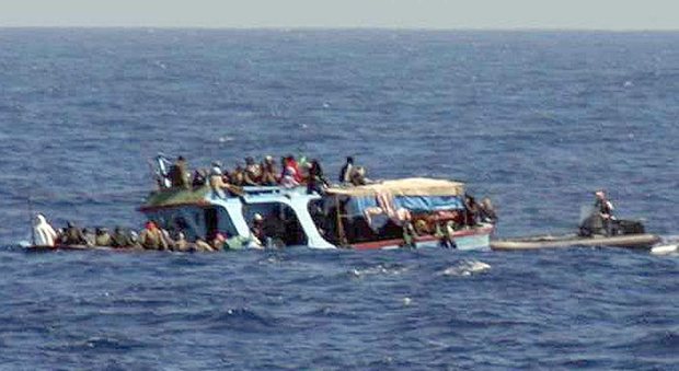 Migranti, recuperati i corpi di 34 persone nel naufragio di un barcone al largo della Tunisia