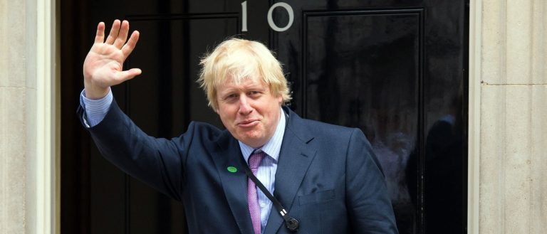 Coronavirus, l’annuncio del premier Boris Johnson: “Italiani, siete tutti benvenuti”