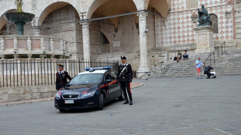 Perugia, 15enne denuncia di essere stata violentata: indagano i carabinieri
