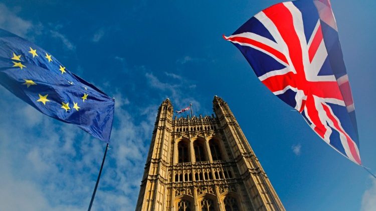 Brexit, Il governo britannico non intende più introdurre controlli rigorosi per le merci in arrivo