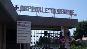 Bari, infermiera dell’ospedale Venere è risultata positiva al Covid: chiuso e sanificato il reparto di Medicina