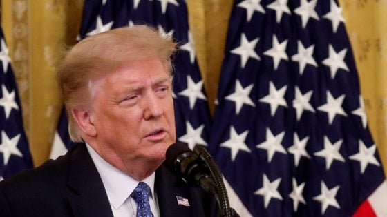 Usa, sulle elezioni di novembre parla il presidente Trump: “Non voglio attendere settimane per avere i risultati in settimane, mesi e potenzialmente anni, potremmo non sapere mai chi ha vinto”