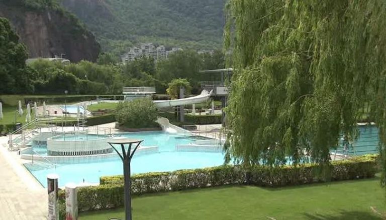 Bolzano, bimbo di 4 anni ricoverato in ospedale: ha rischiato di affogare il piscina