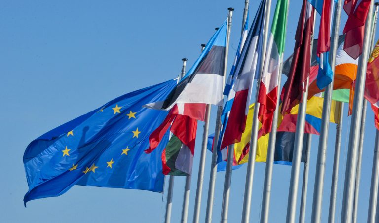 Richiamo dell’Unione Europea all’Italia sulle concessioni balneari