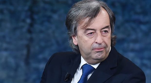 Coronavirus, il consiglio del virologo Roberto Burioni: “Torniamo alla nostra vita di sempre, ma con un minimo di prudenza”