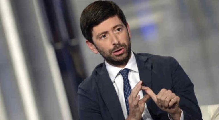 Coronavirus, i timori del ministro Speranza: “E’ possibile una seconda ondata”