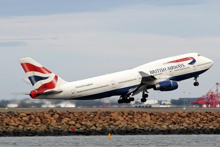 Regno Unito, la British Airways ha annunciato il pensionamento del leggendario Boeing 747