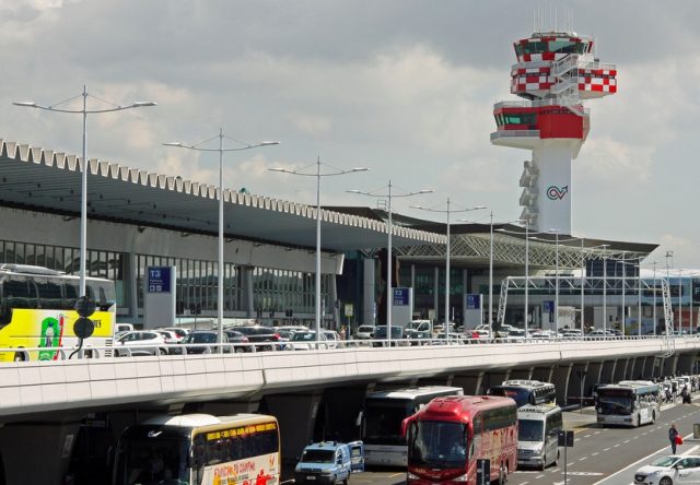 Fiumicino, arrestato cinque persone per un presunto giro di corruzione