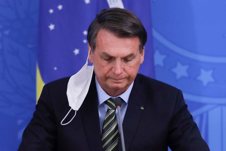 Brasile, il presidente Bolsonaro è ancora positivo al Covid