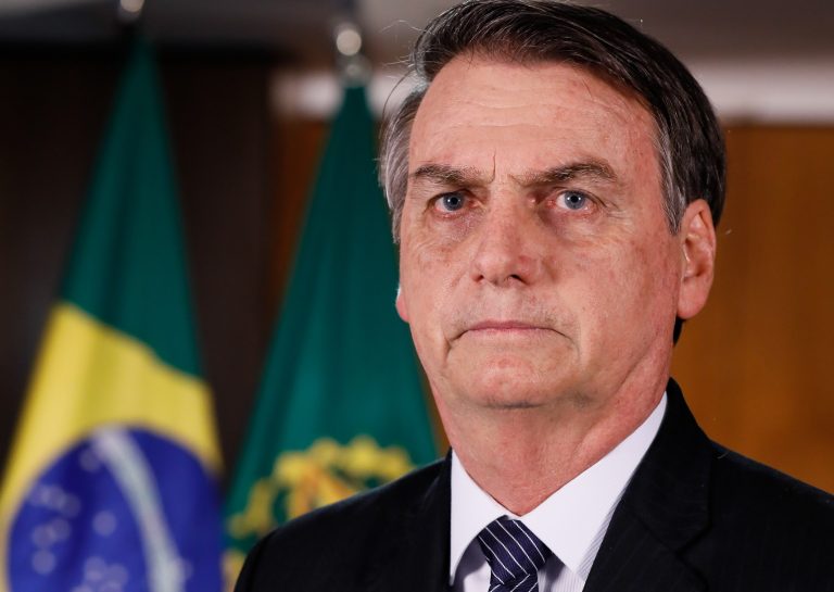 Brasile, il presidente Bolsonaro è positivo al Covid