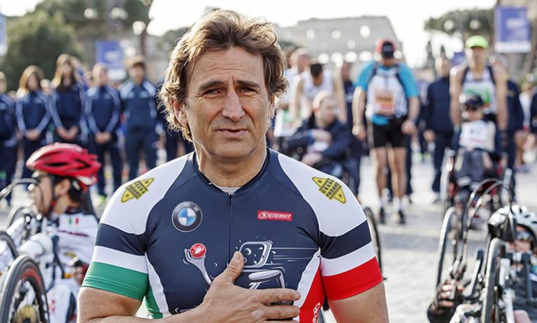 Siena, avviata la progressiva riduzione sedo-analgesia di Alex Zanardi