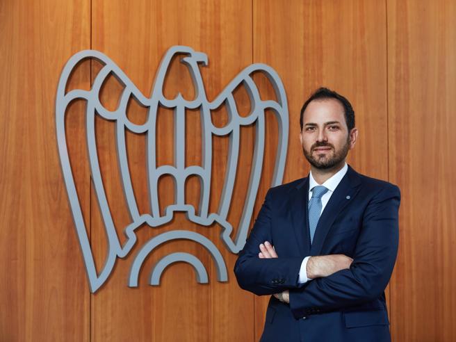 Duro attacco al governo da parte dei giovani della Confindustria: “Non si può pensare di governare con annunci e poi dilatare all’infinito il tempo che passa tra le parole e gli effetti di quelle misure”