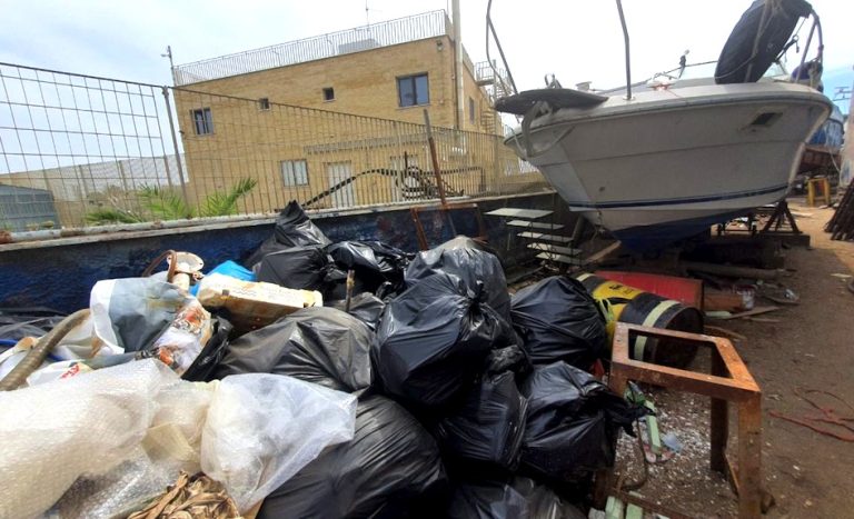 Fiumicino, cantiere navale adibito a discarica abusiva:sequestrato da GdF e Cpt