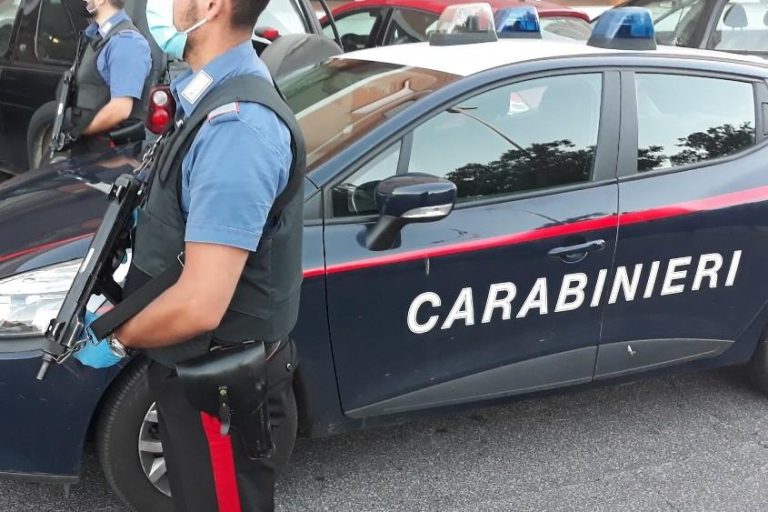 Calabria, blitz dei carabinieri contro le estorsioni: 13 indagati