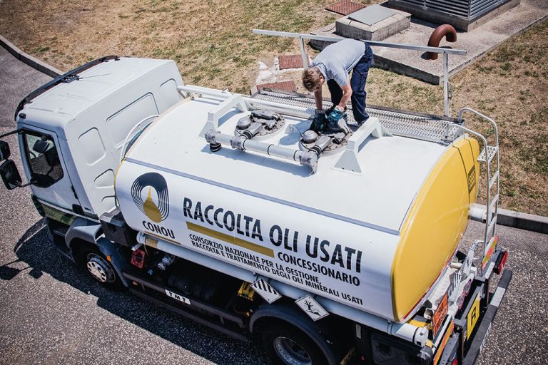 Conou, primo cda dopo il lockdown: “Ci aspettavamo una contrazione maggiore nella raccolta dell’olio usato, che invece è stata solo del 25% a marzo”