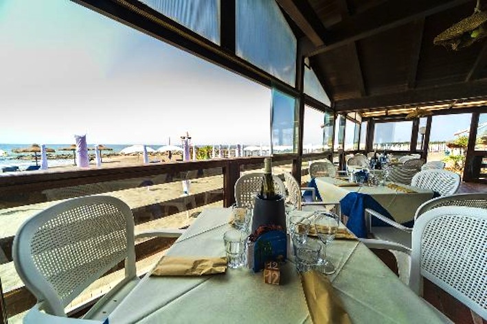 San Nicola, riparte l’estate al mareEl Pareo, musica live e ristorante di pesce