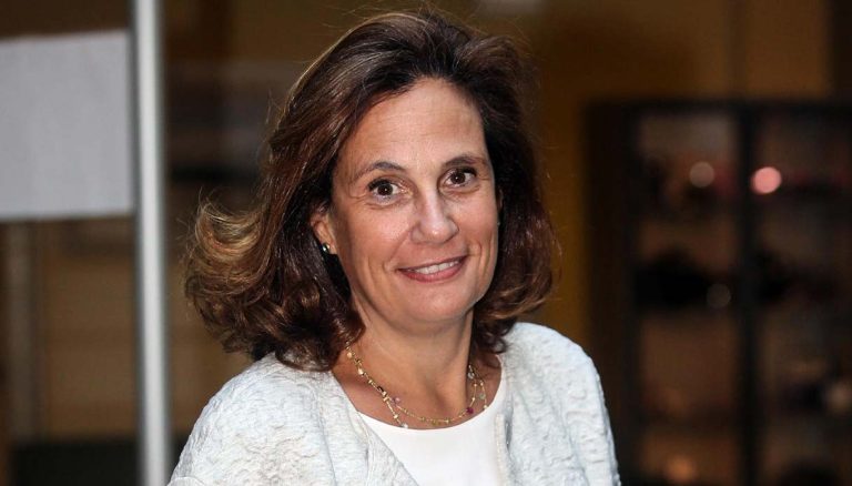 Coronavirus, il consiglio della virologa Roberta Capua: “Guardiamo a un lato positivo: la pandemia distrugge, è vero. Ma è anche generatrice di informazioni. E quella che stiamo vivendo è la prima pandemia che avviene in epoca di big data, misurazioni e sensori. Cogliamo l’occasione”