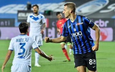 Calcio, l’Atalanta travolge 6-2 il Brescia